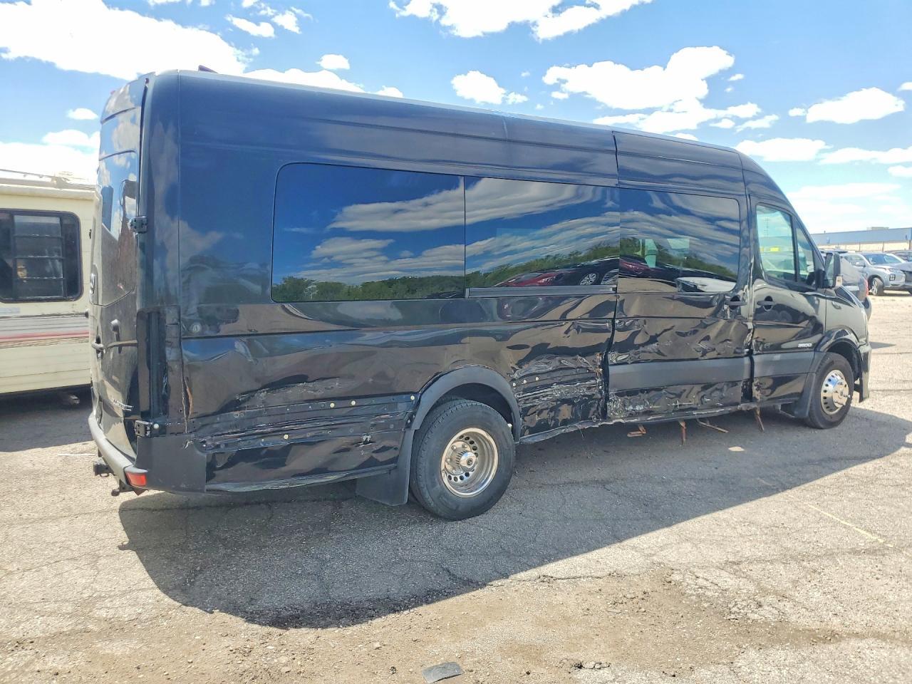 2016 Mercedes-Benz Sprinter 3500 - Фото 3