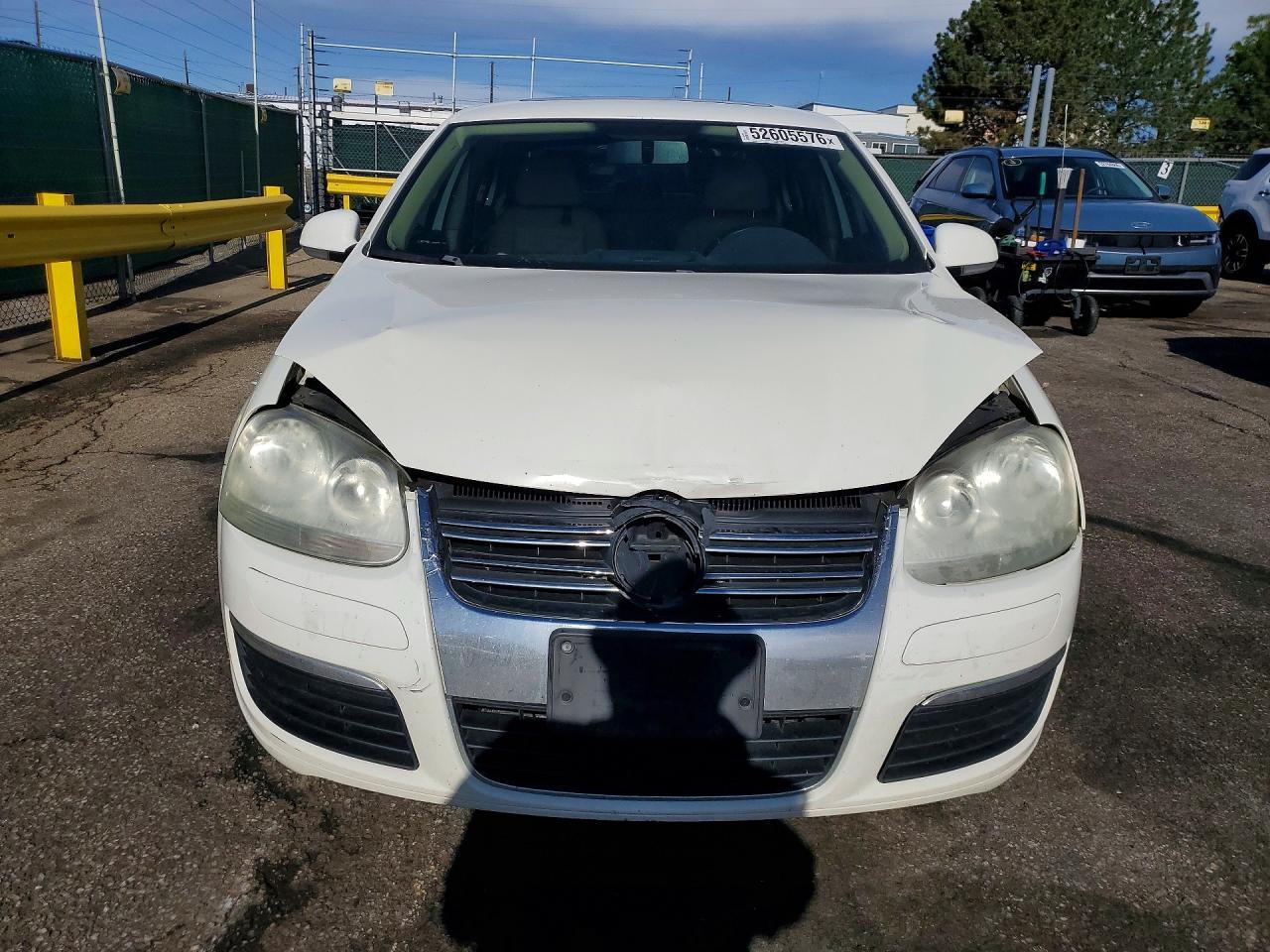 2008 Volkswagen Jetta - Image 5