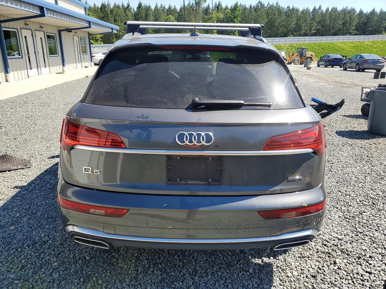 2022 Audi Q5 Premium Plus 45 - Image 6