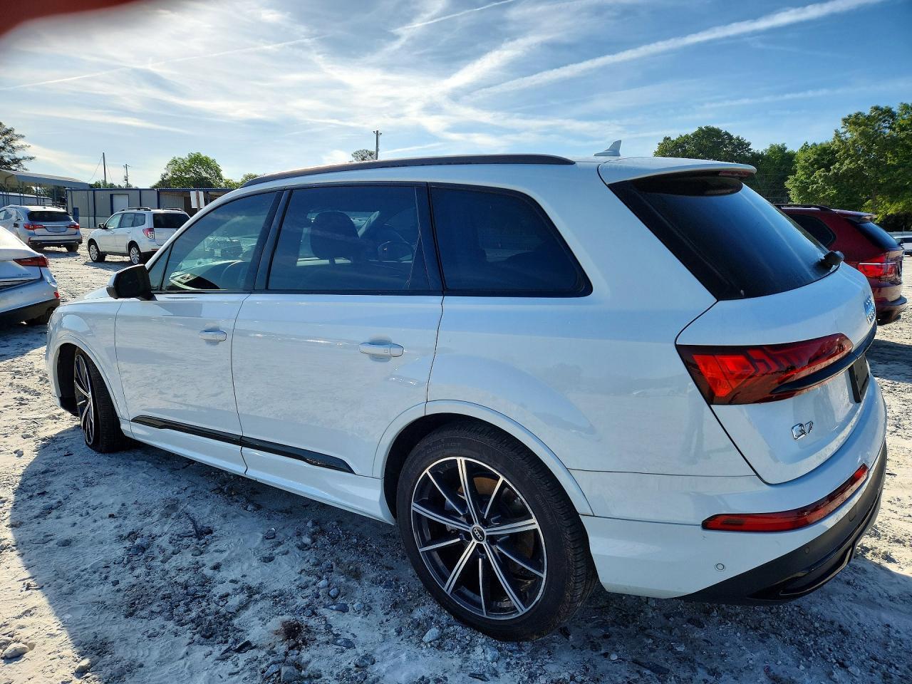 2024 Audi Q7 Premium Plus - Image 2