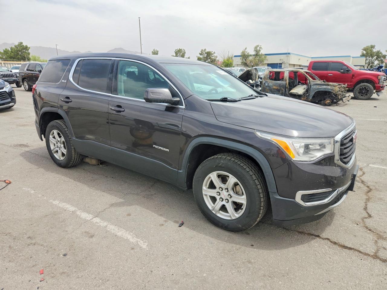 2018 GMC Acadia Sle - Image 4