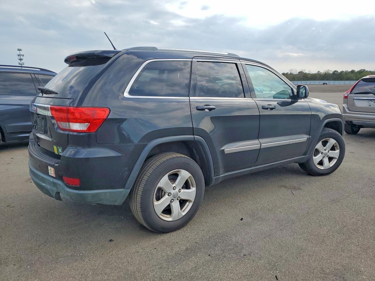 2013 Jeep Grand Cherokee - Фото 3