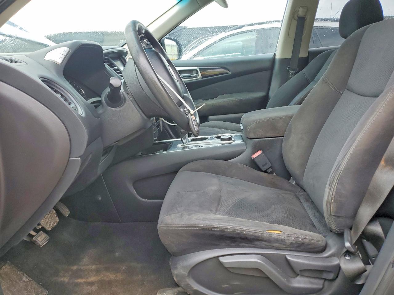 2016 Nissan Pathfinder S - Image 7
