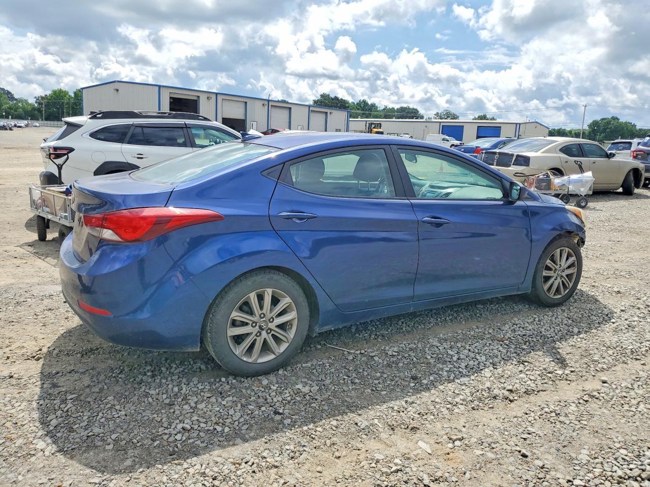 2016 Hyundai Elantra Se - Фото 3