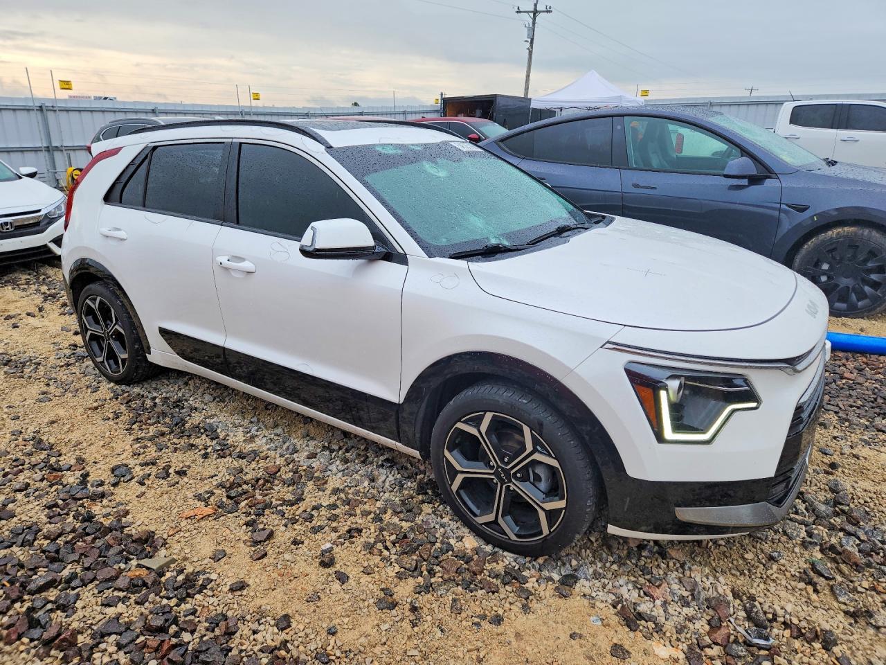2023 Kia Niro Ex - Фото 4