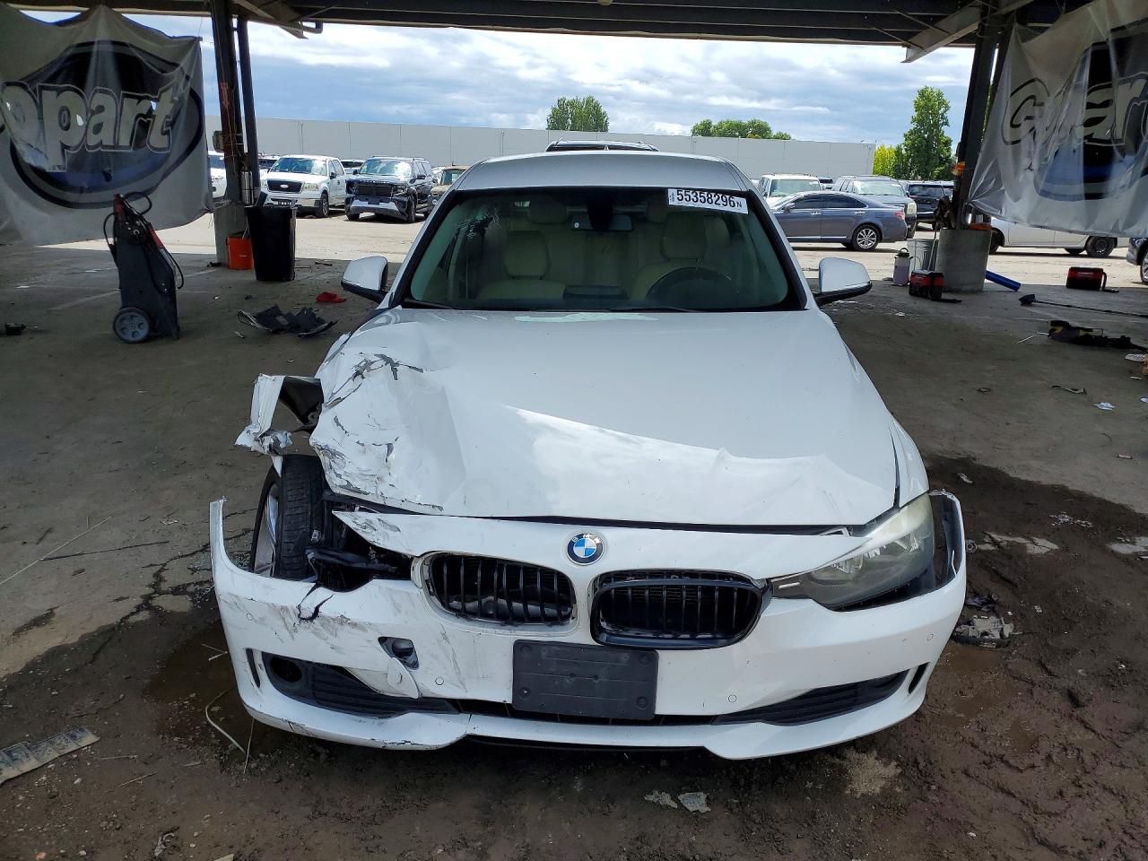 2015 BMW 320 I - Фото 5