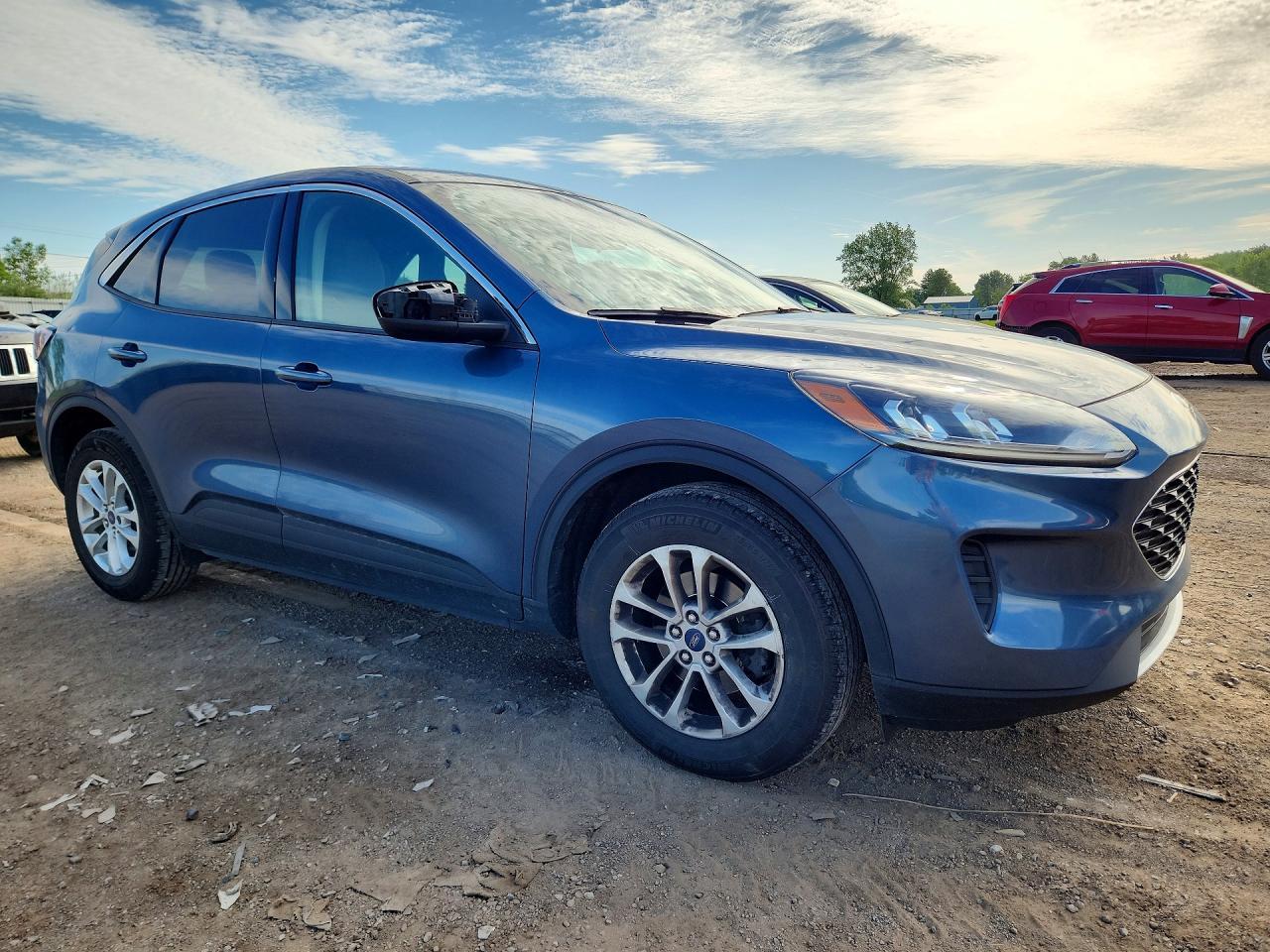 2020 Ford Escape Se - Фото 4