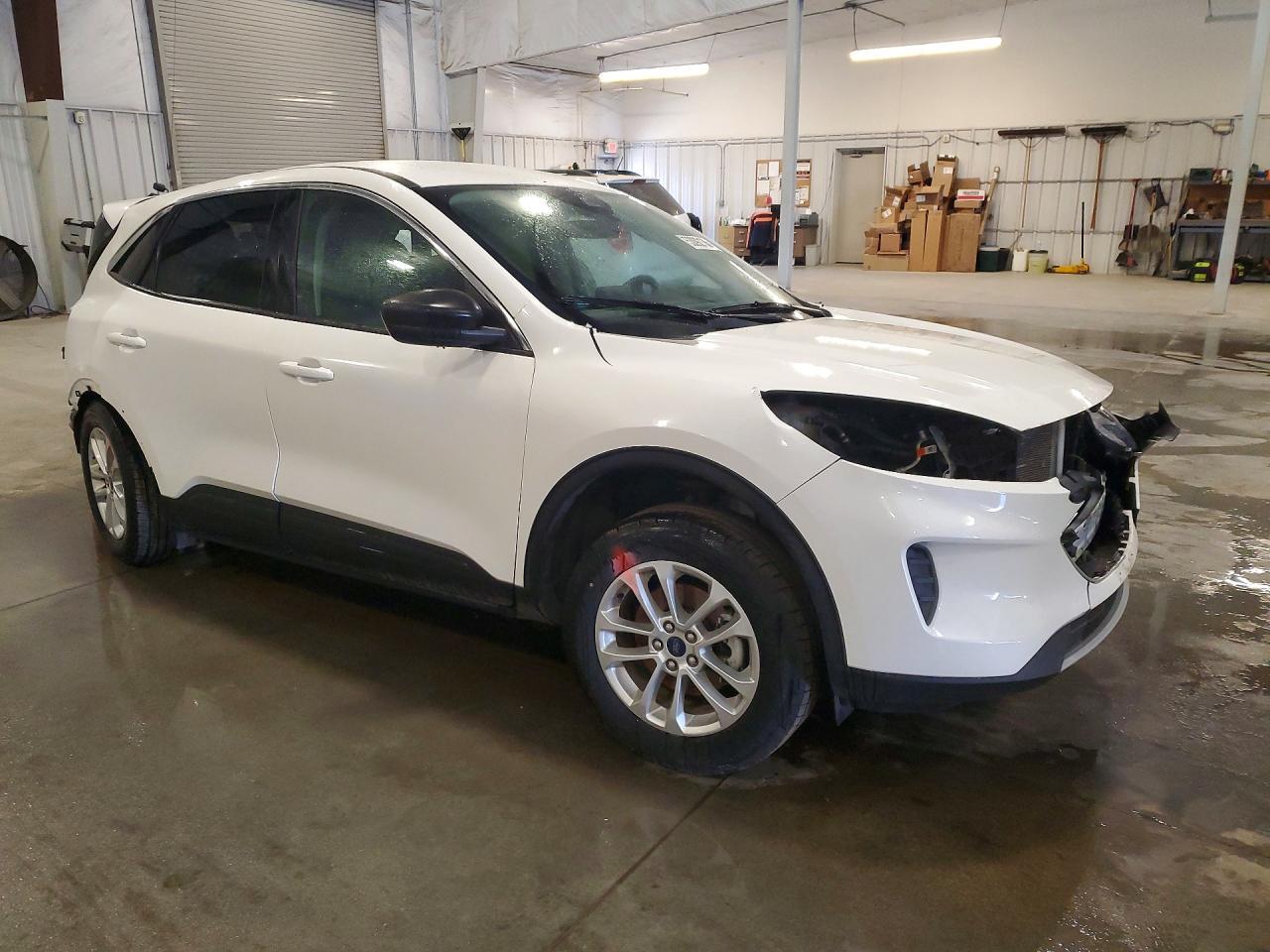 2022 Ford Escape Se - Фото 4
