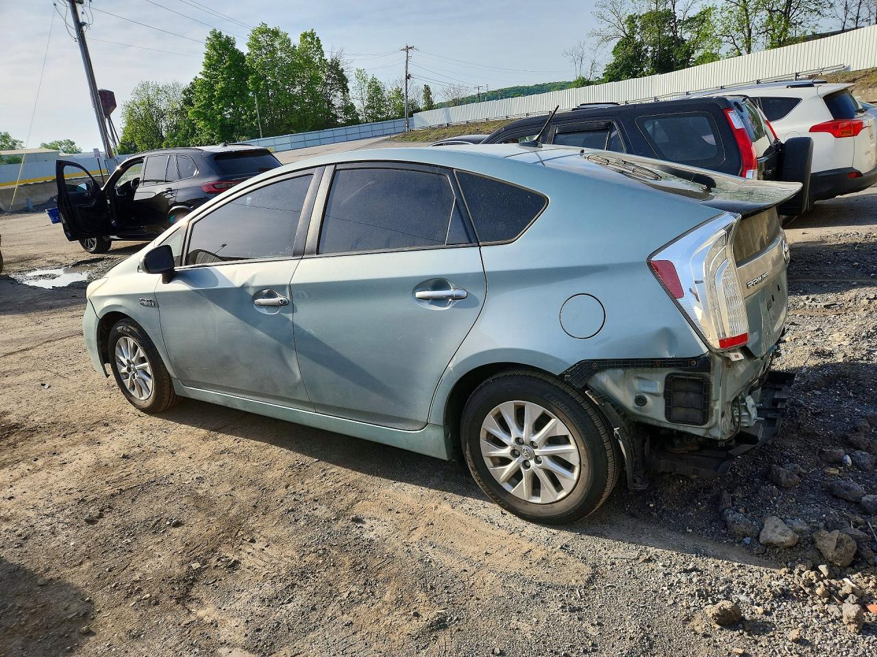 2012 Toyt Prius Plug - Image 3