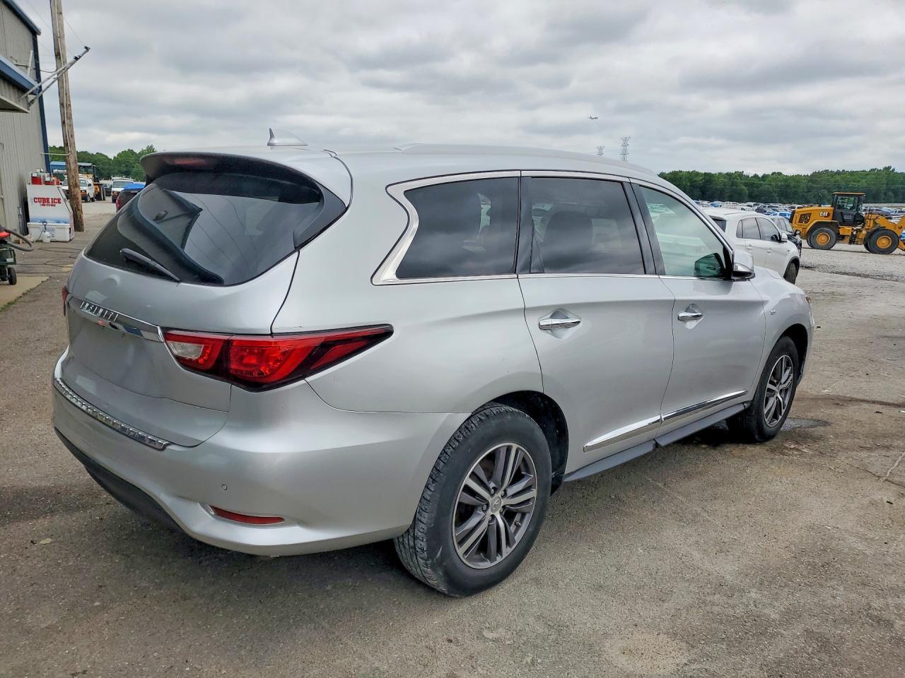 2017 Infiniti Qx60 Base - Фото 3