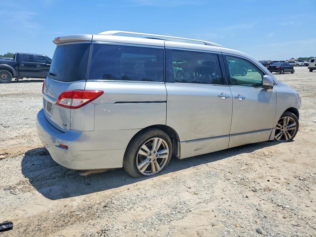 2009 Nissan Quest 3.5 S - Фото 3