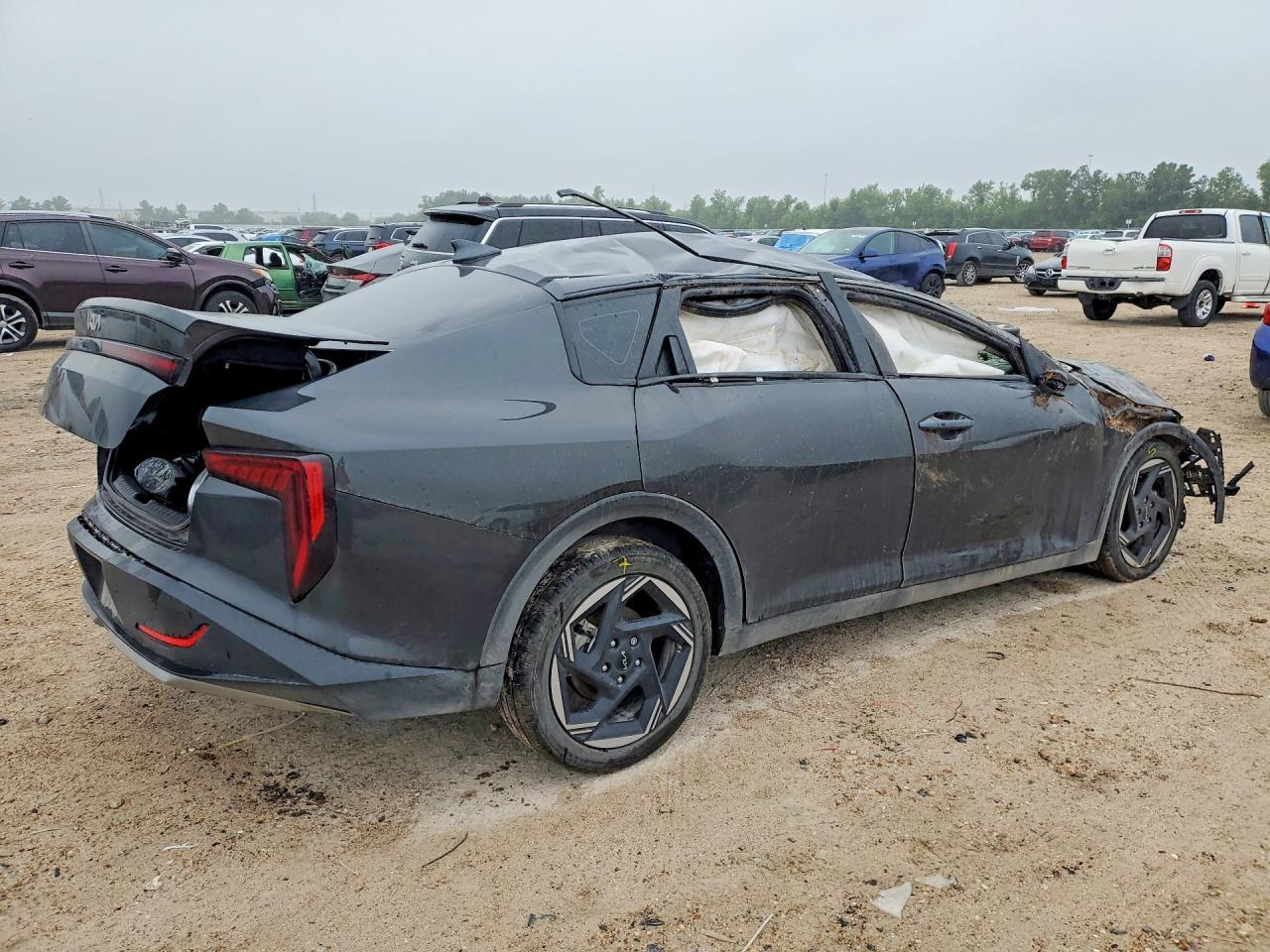 2025 Kia K4 Ex - Image 3