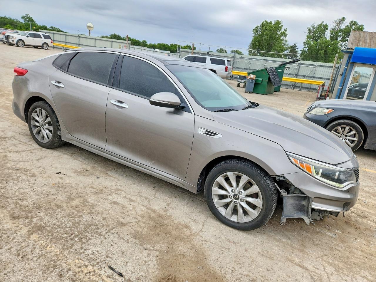 2016 Kia Optima Ex - Image 4