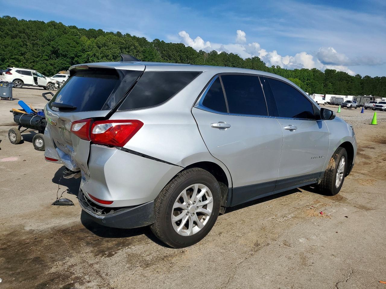 2019 Chevrolet Equinox Lt - Image 3