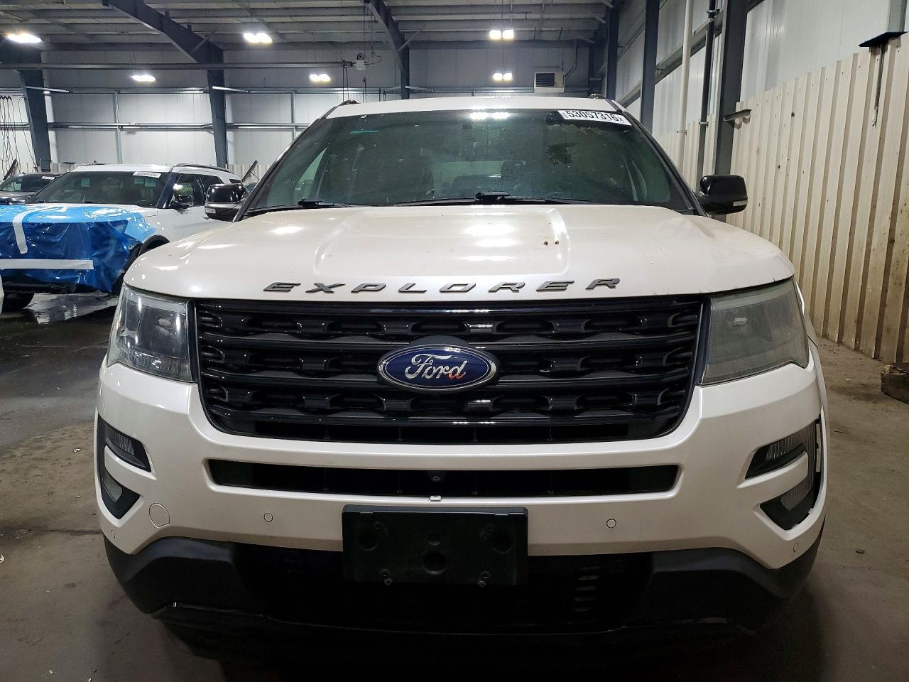 2016 Ford Explorer Sport - Фото 5