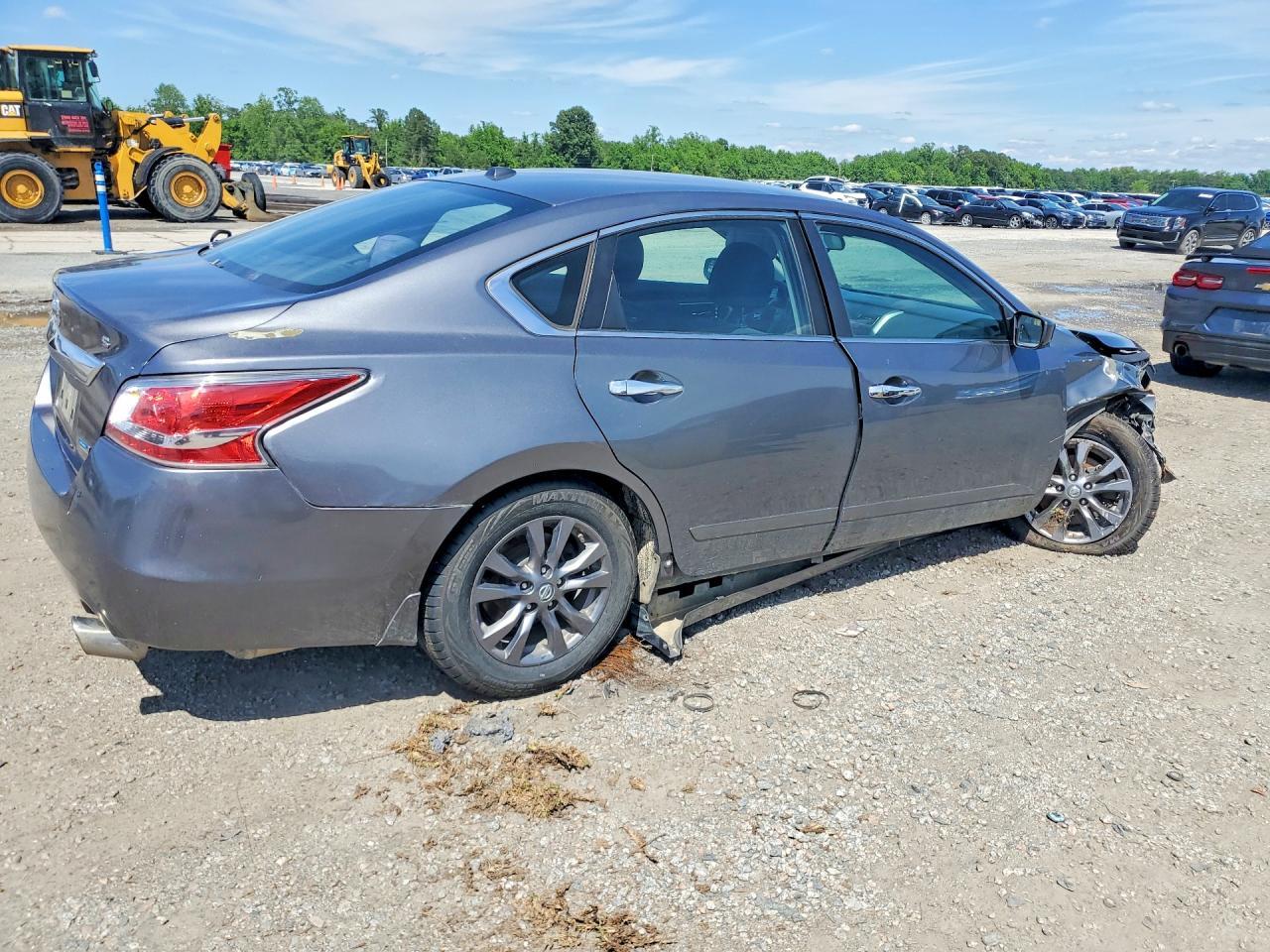 2015 Nissan Altima 2.5 S - Фото 3