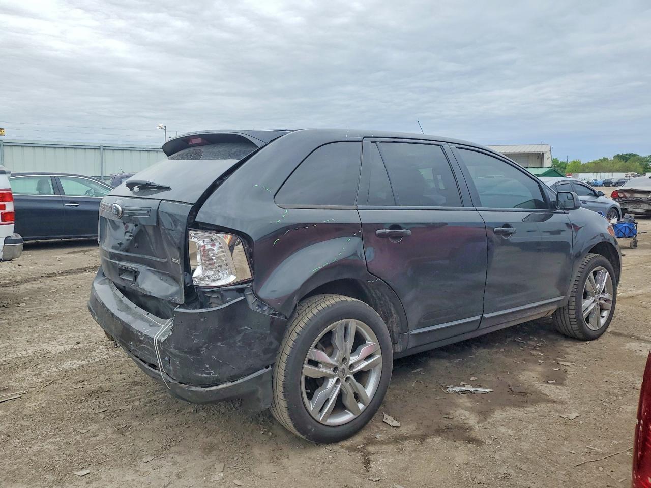 2013 Ford Edge - Фото 3