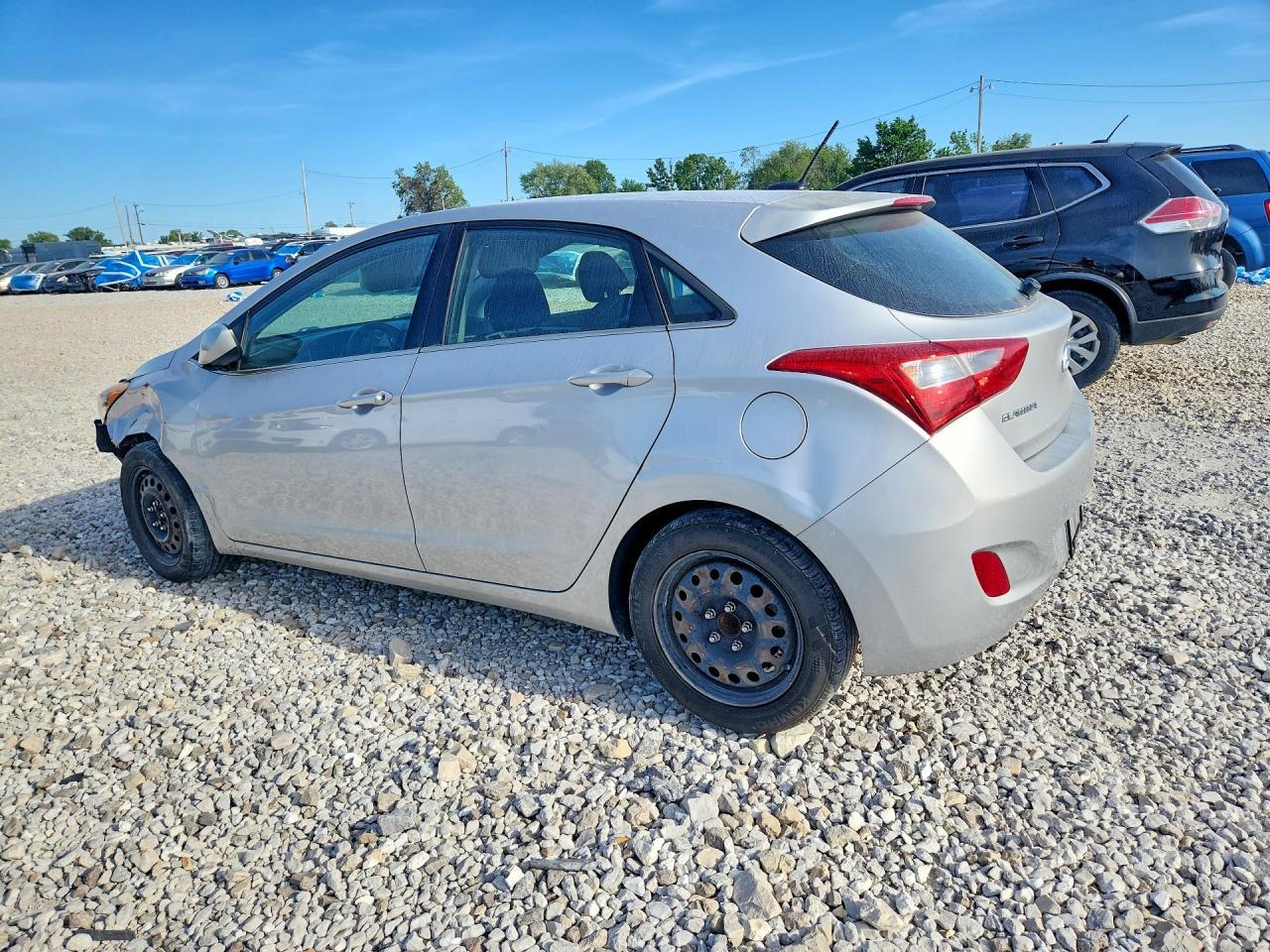 2016 Hyundai Elantra Gt Base - Фото 2