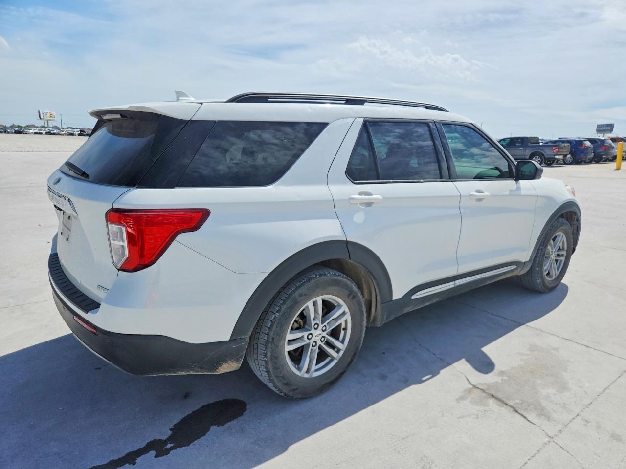 2020 Ford Explorer Xlt - Фото 3