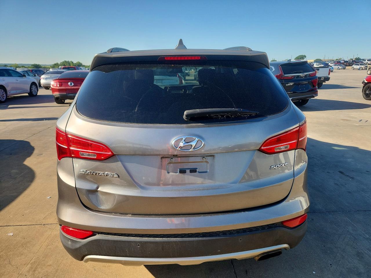 2015 Hyundai Santa Fe Sport 2.4L - Image 6