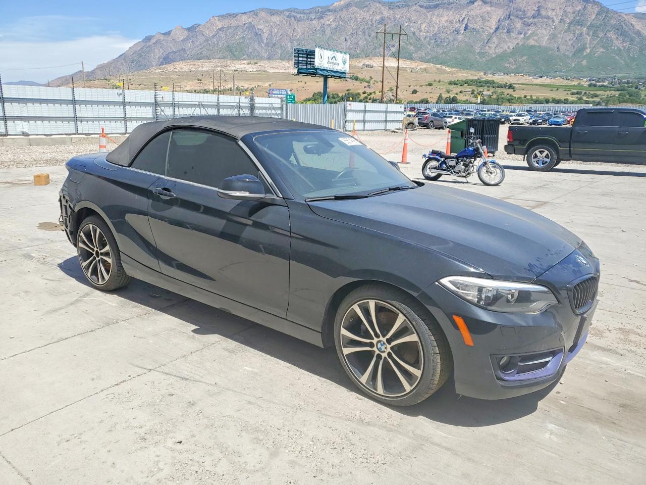 2017 BMW 230Xi - Фото 4