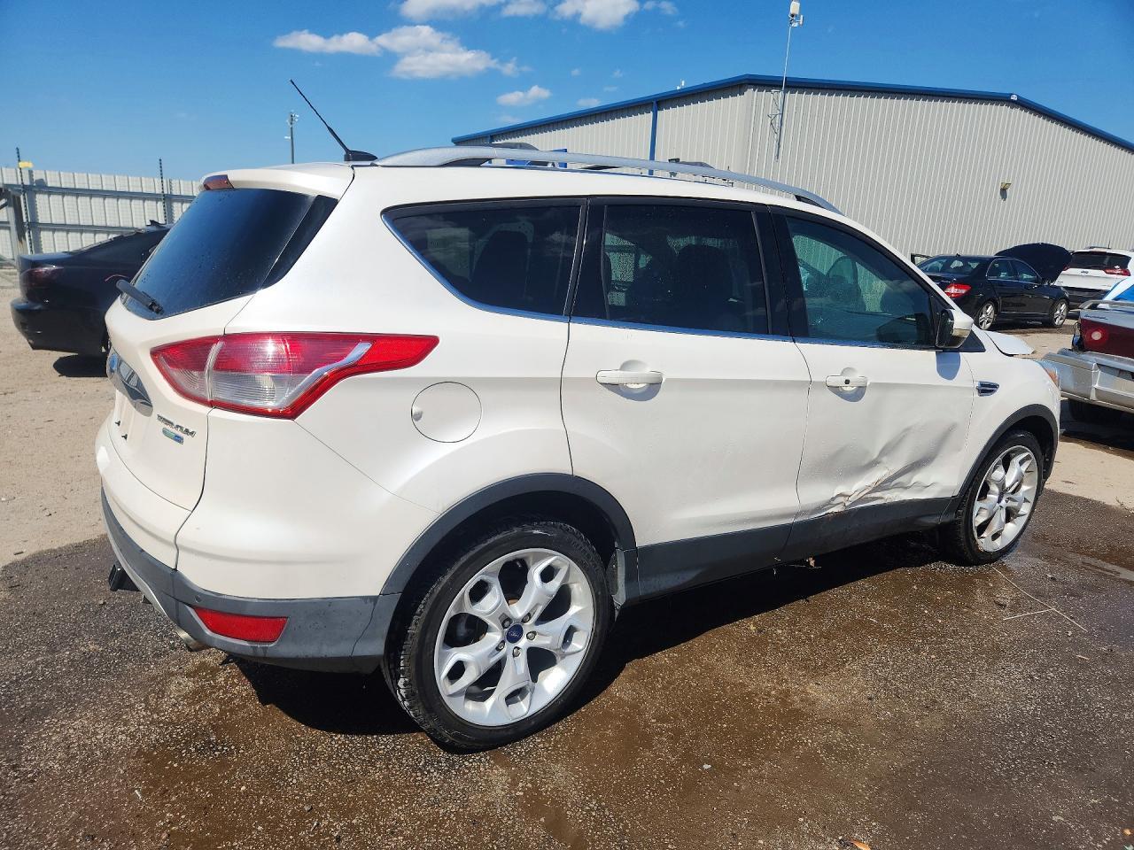 2016 Ford Escape Titanium - Фото 3