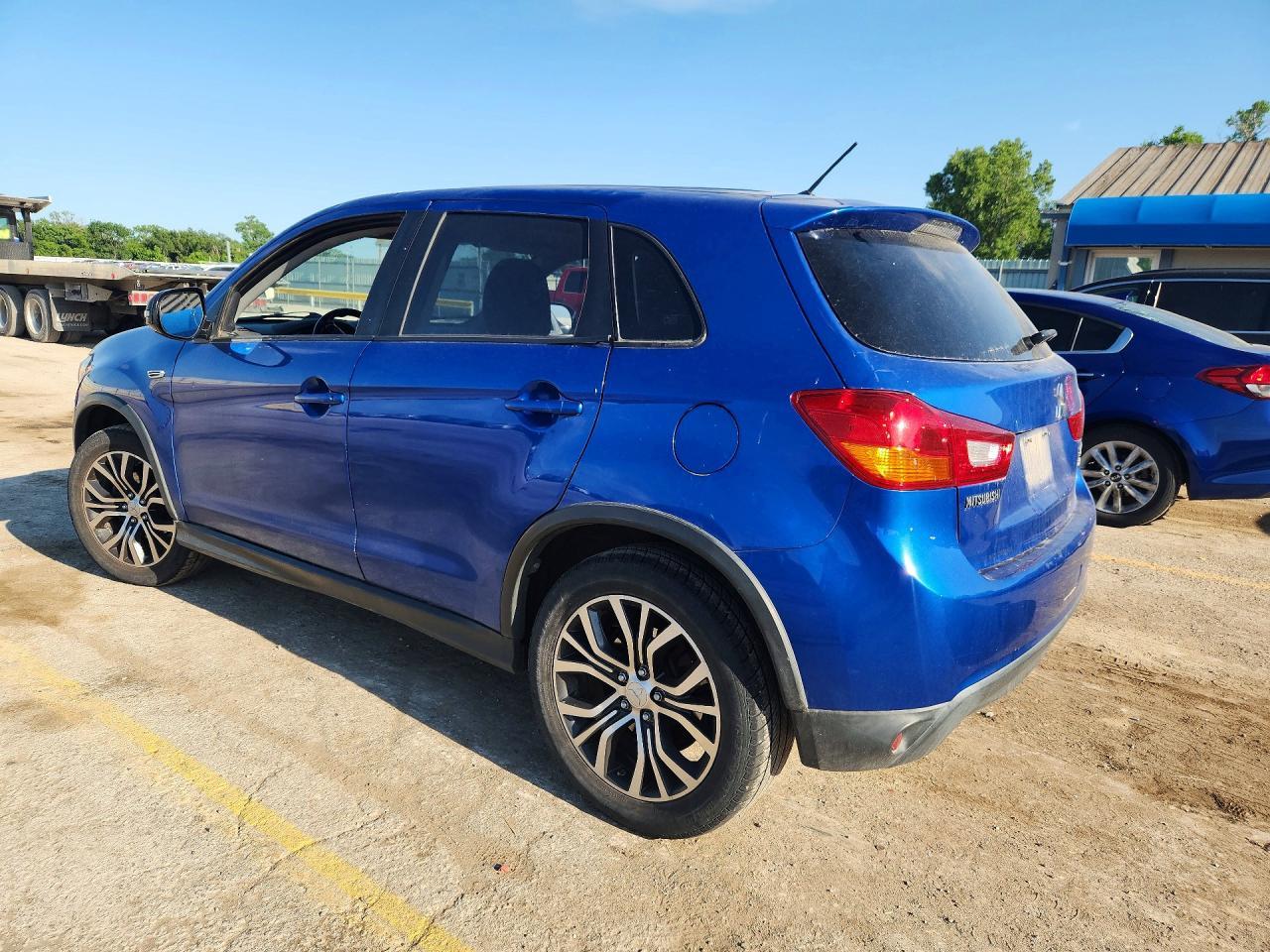 2016 Mitsubishi Outlander Sport Es - Фото 2