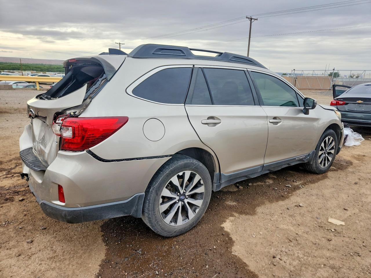 2016 Subaru Outback 2.5I Limited - Image 3