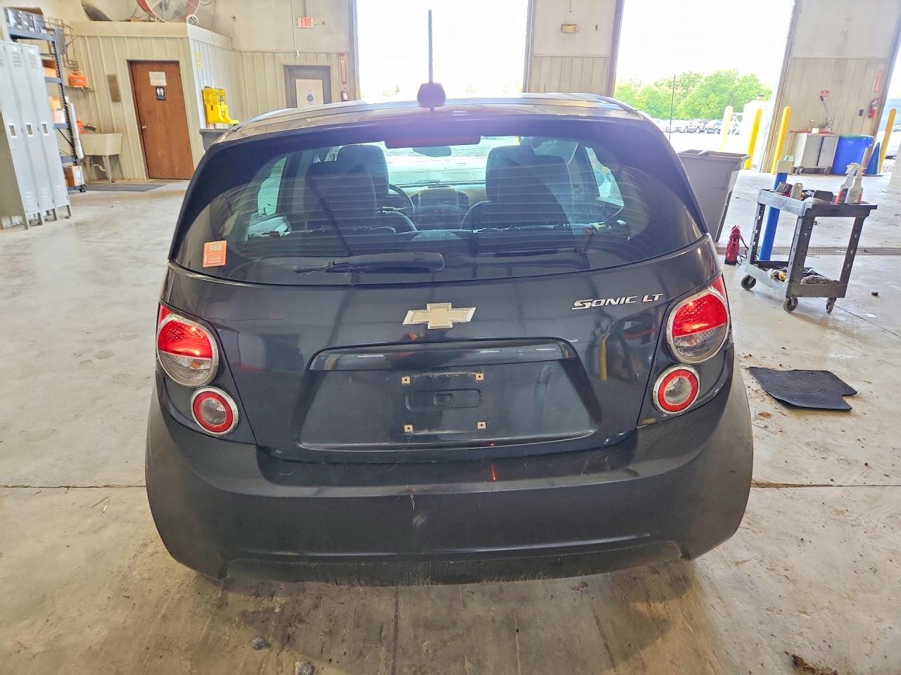 2015 Chevrolet Sonic Lt - Фото 6
