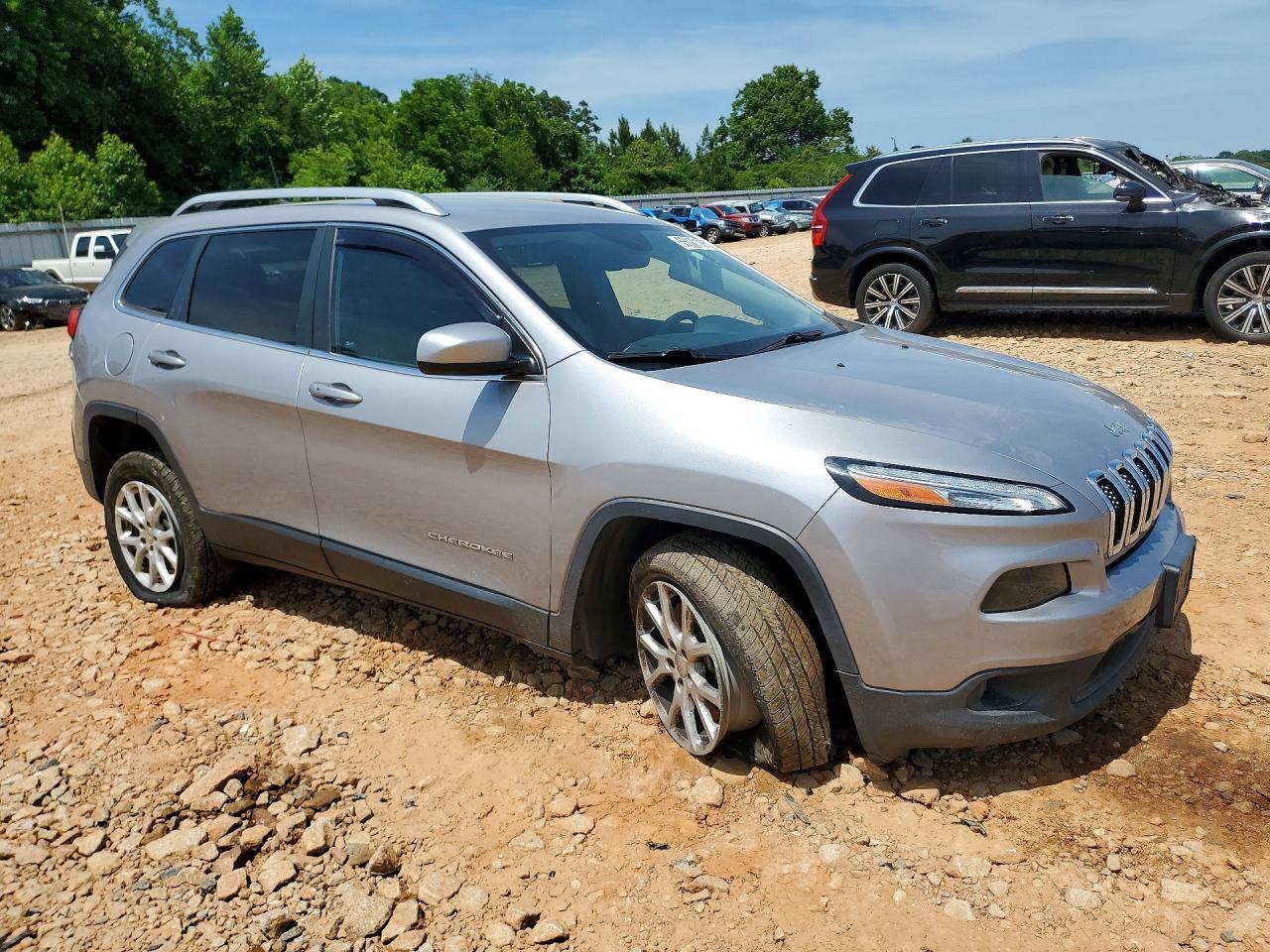 2017 Jeep Cherokee Latitude - Фото 4