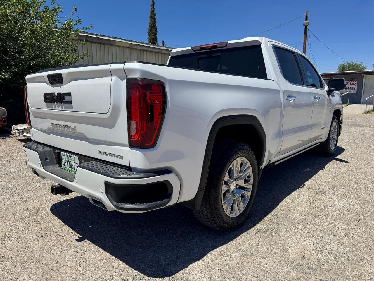 2023 GMC Sierra K1500 Denali - Image 4
