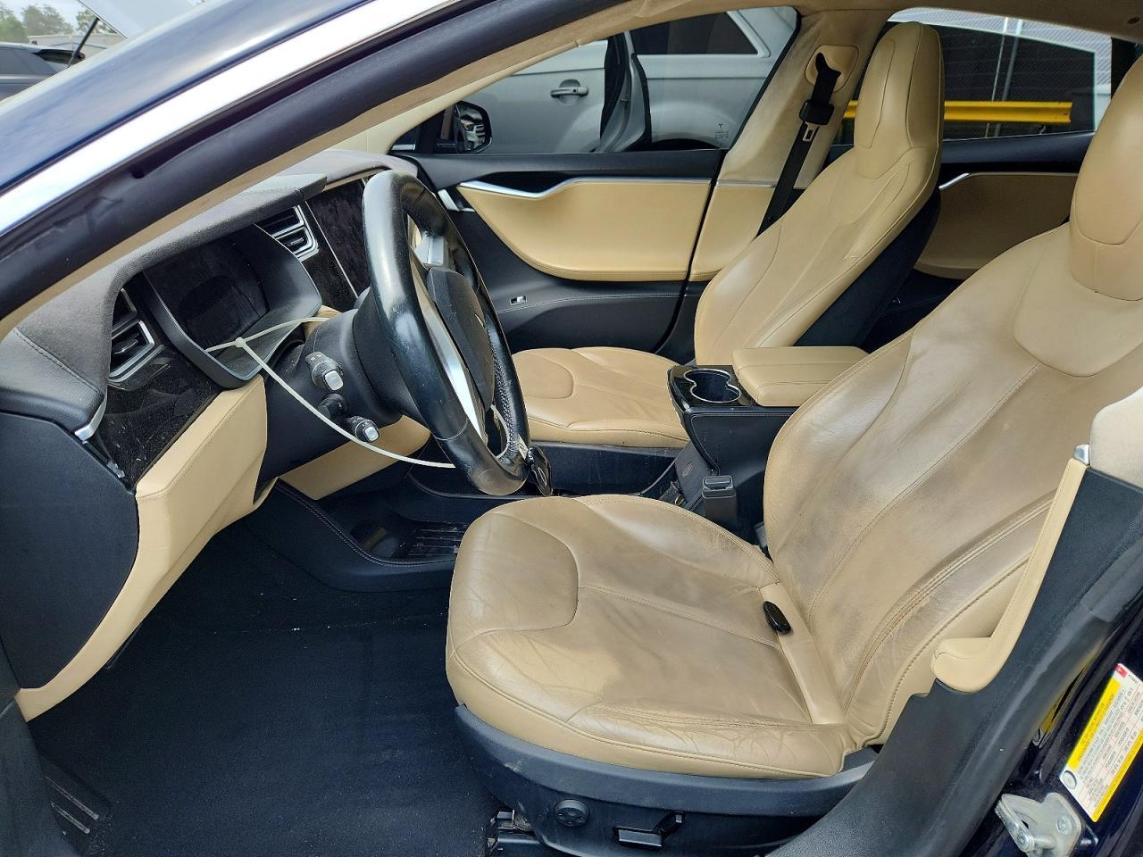 2015 Tesla Model S 85D - Image 7