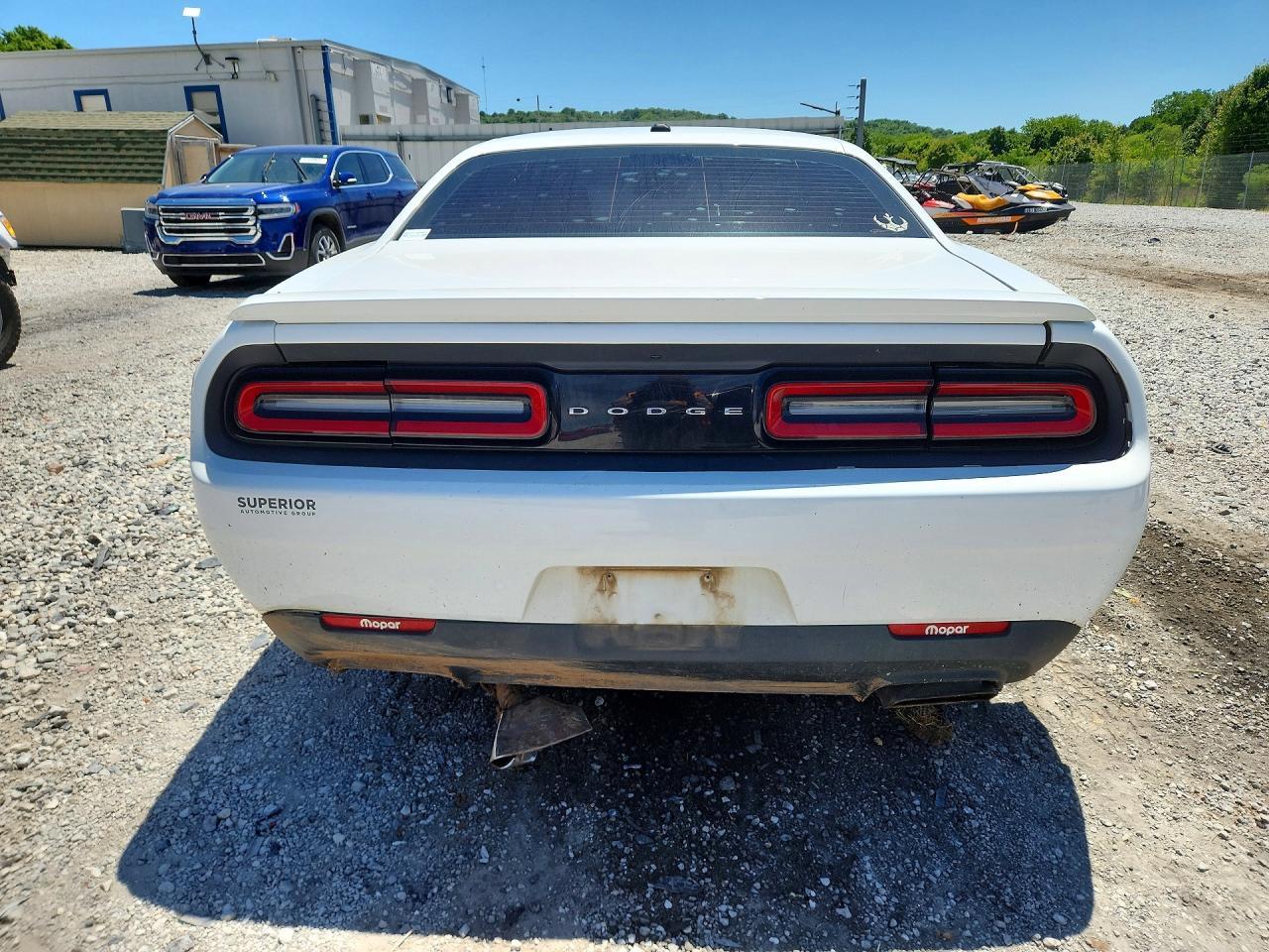 2015 Dodge Challenger Sxt - Image 6