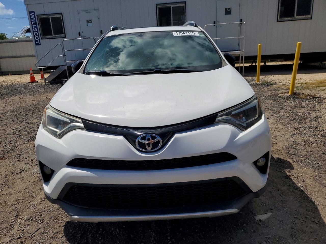2016 Toyota Rav4 Se - Image 5
