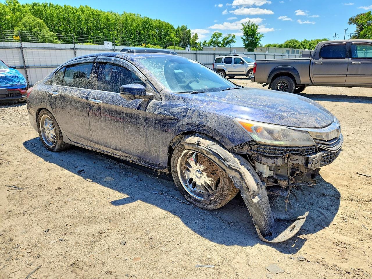 2017 Honda Accord 4D Ex - Фото 4