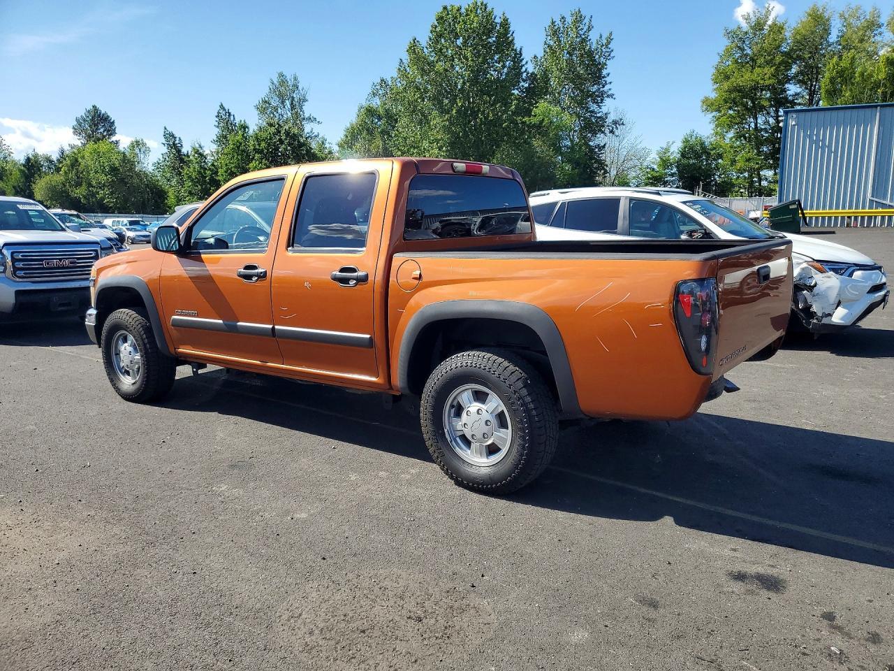 2005 Chevrolet Colorado - Image 2