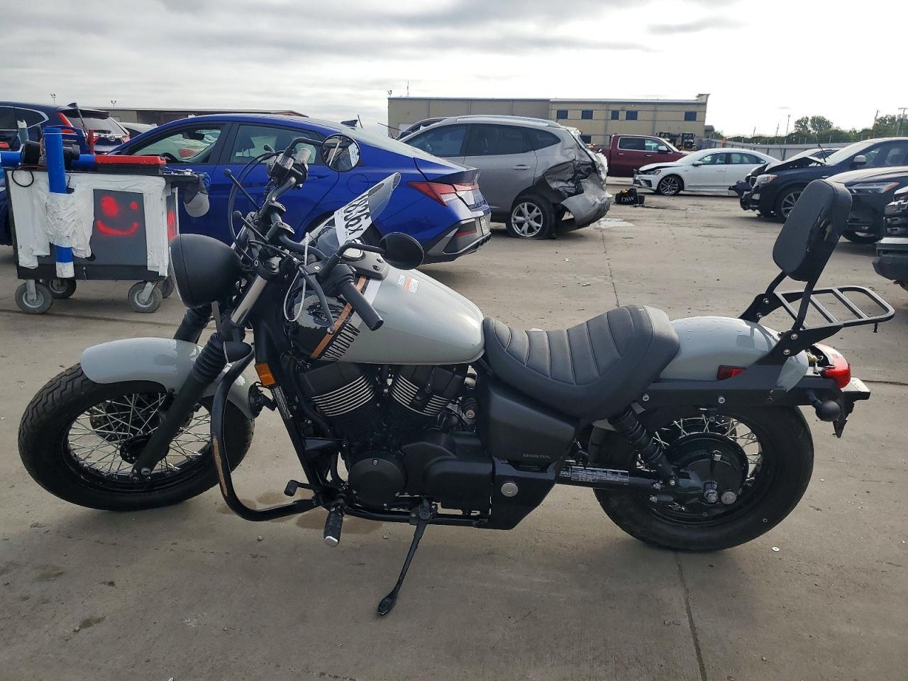 2024 Honda Vt750 C2B - Image 3