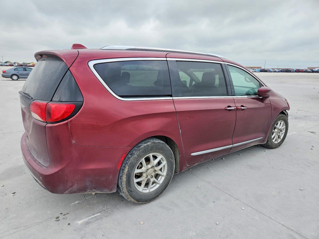 2020 Chrysler Pacifica Touring L - Image 3