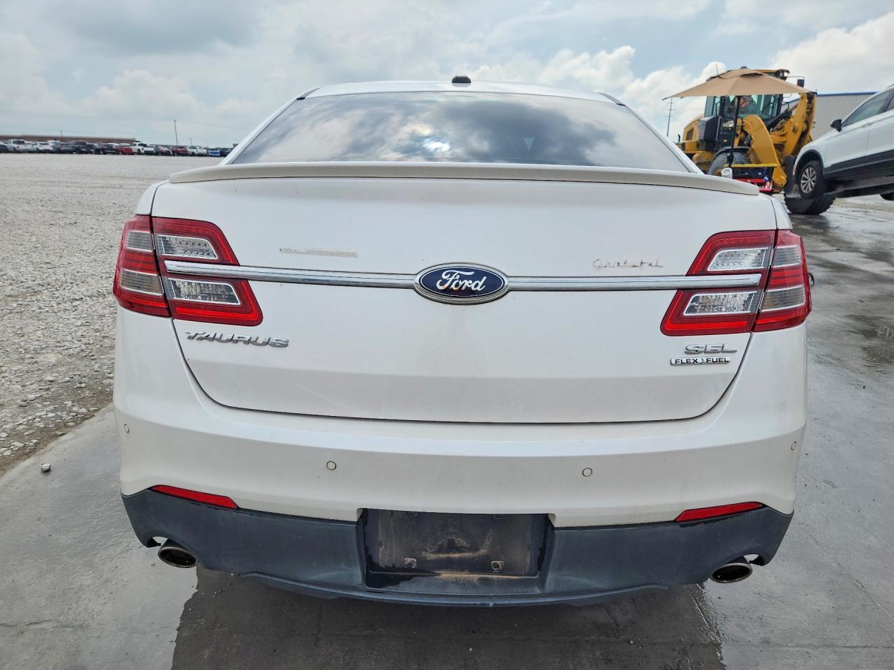 2013 Ford Taurus Sel - Image 6