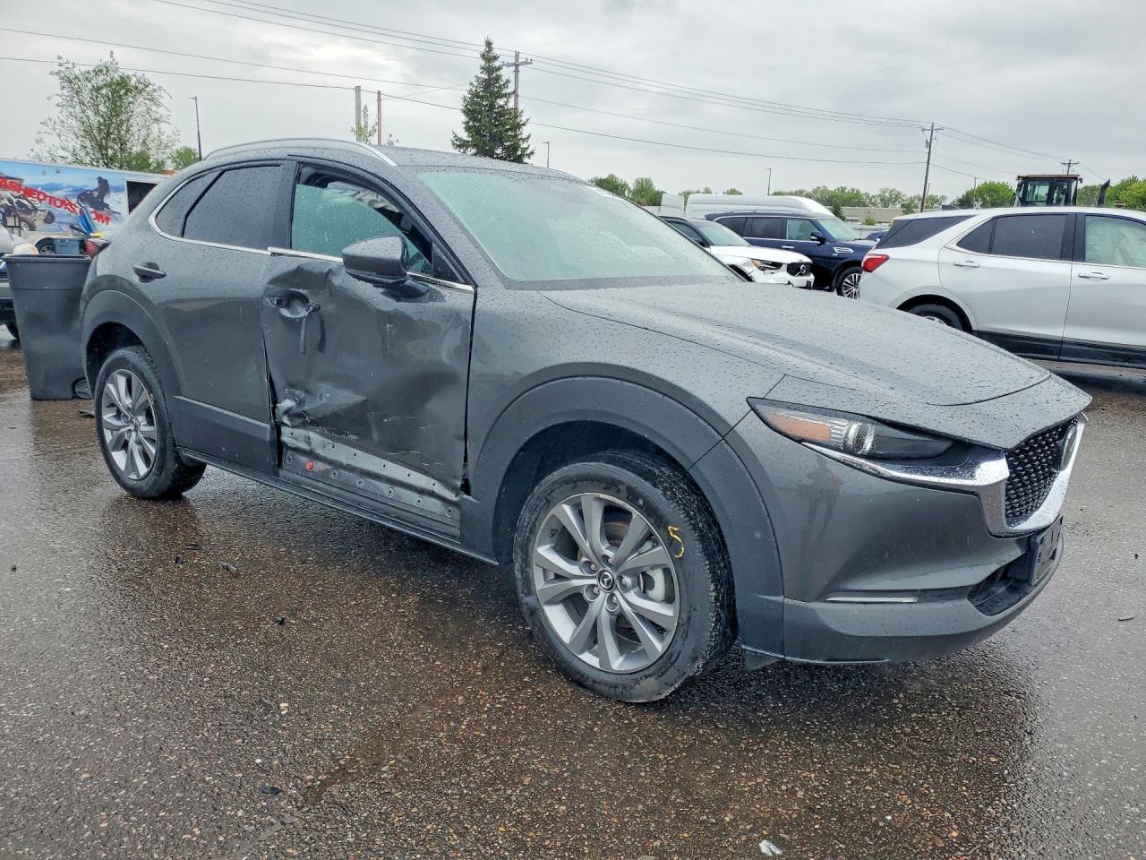 2024 Mazda Cx-30 Premium - Image 4