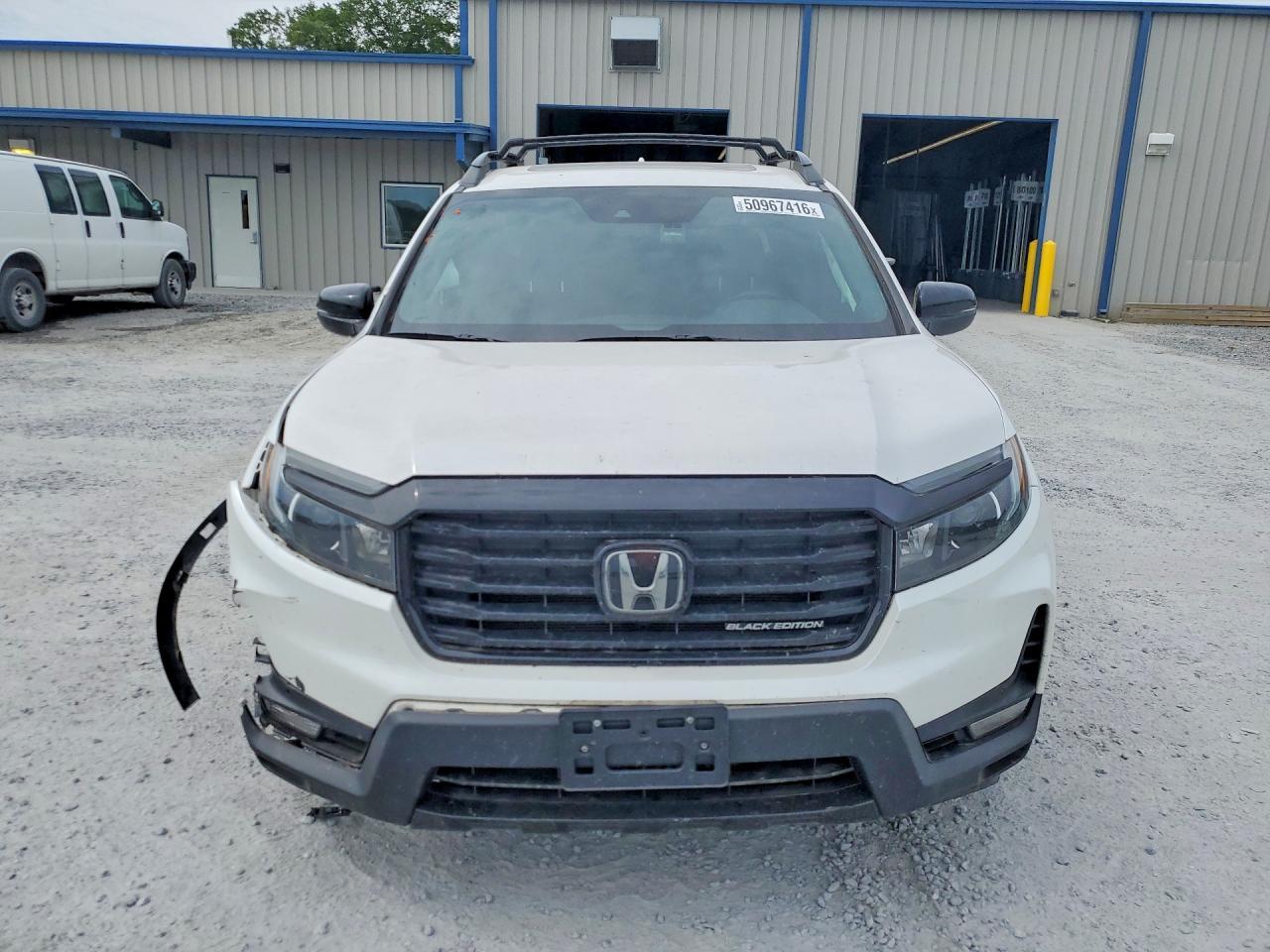 2023 Honda Ridgeline Black Edition - Image 5
