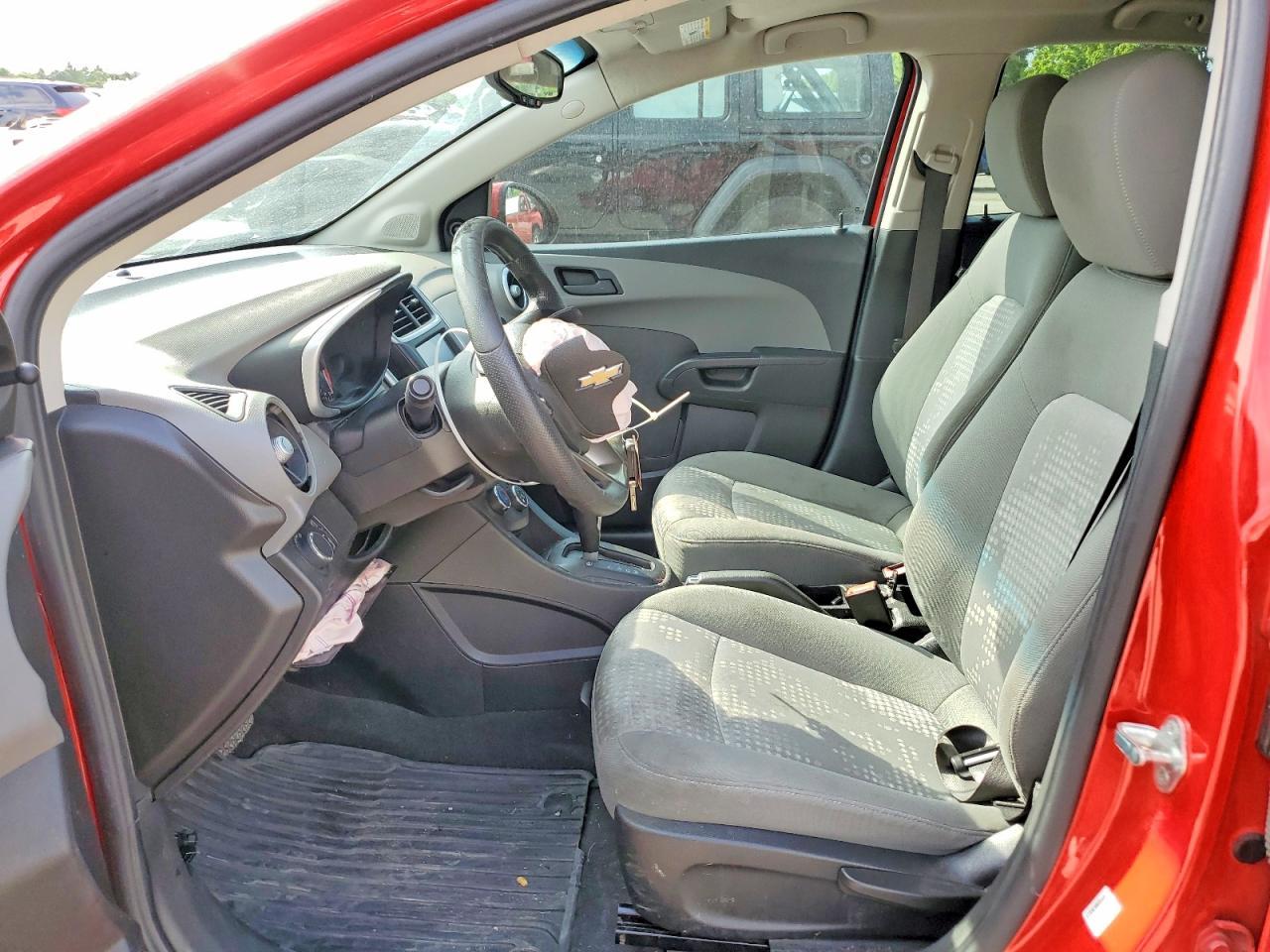 2017 Chevrolet Sonic Ls - Image 7