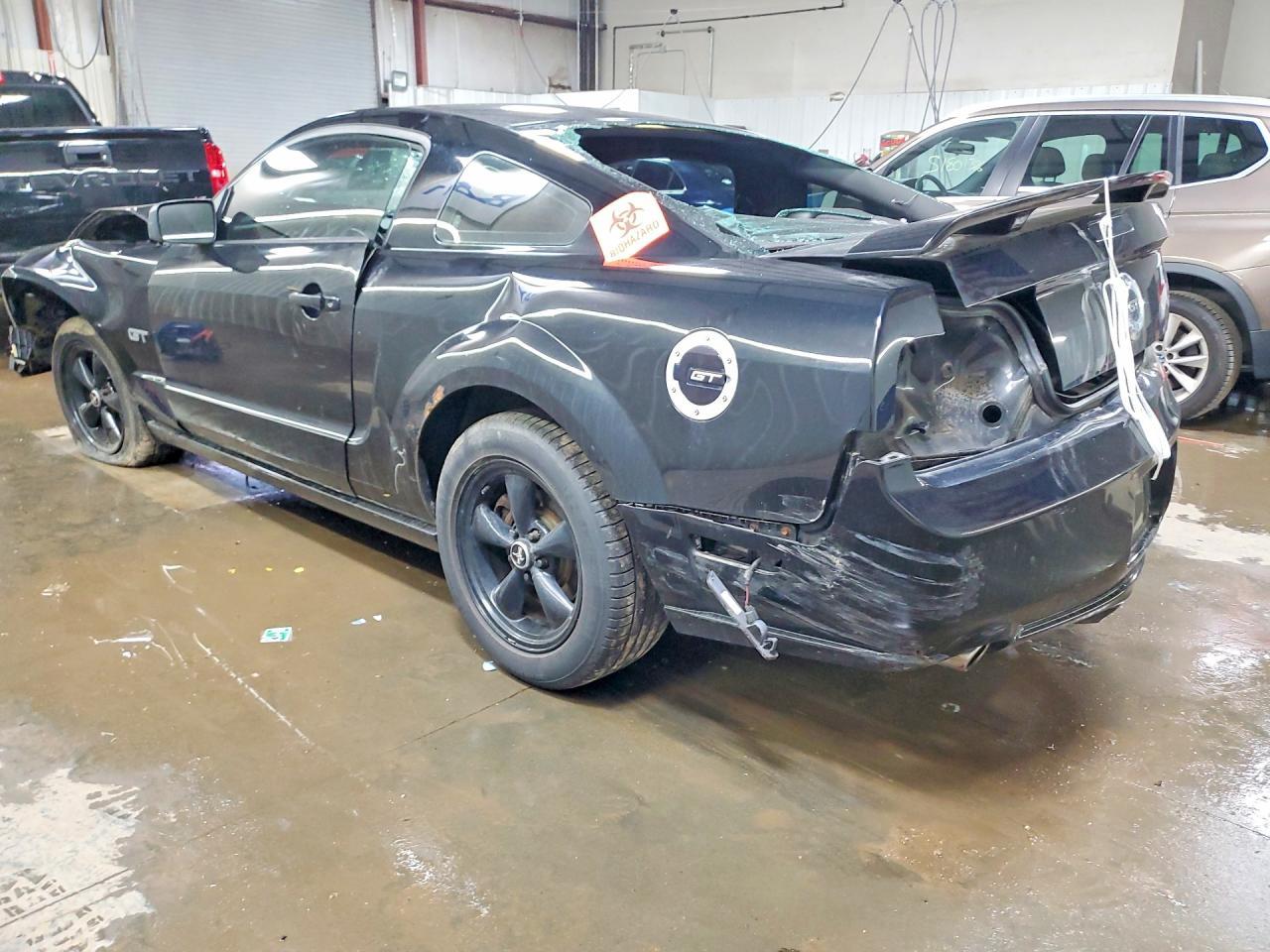 2007 Ford Mustang Gt - Фото 2