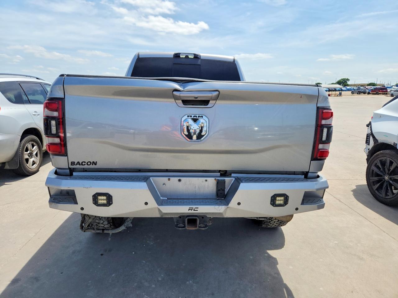 2022 Ram 2500 Laramie - Фото 6