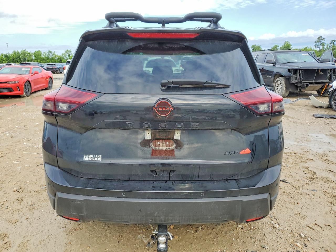 2025 Nissan Rogue Rock Creek - Фото 6