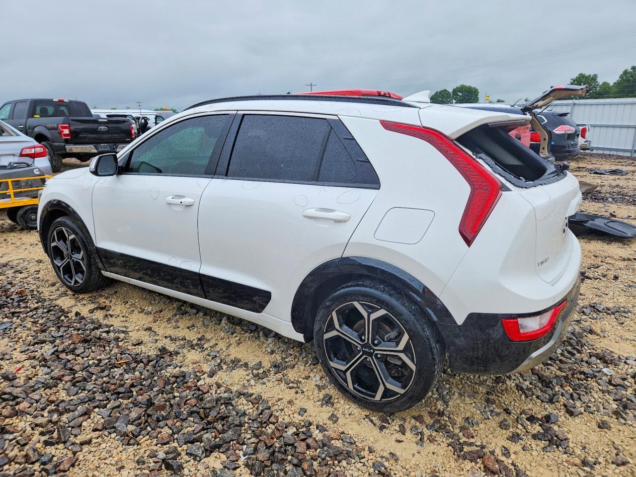 2023 Kia Niro Ex - Фото 2