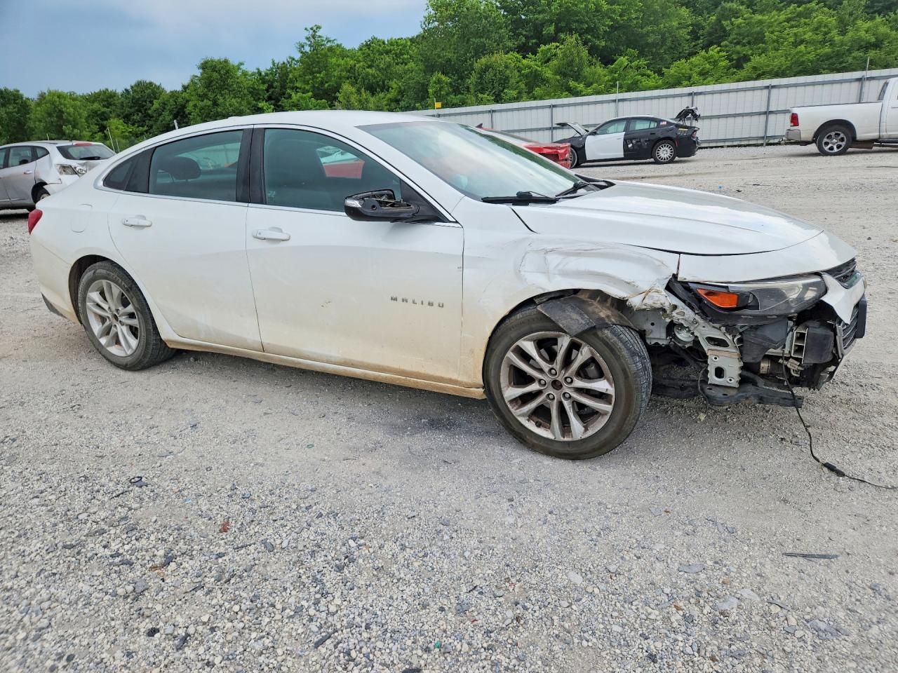 2017 Chevrolet Malibu Lt - Фото 4