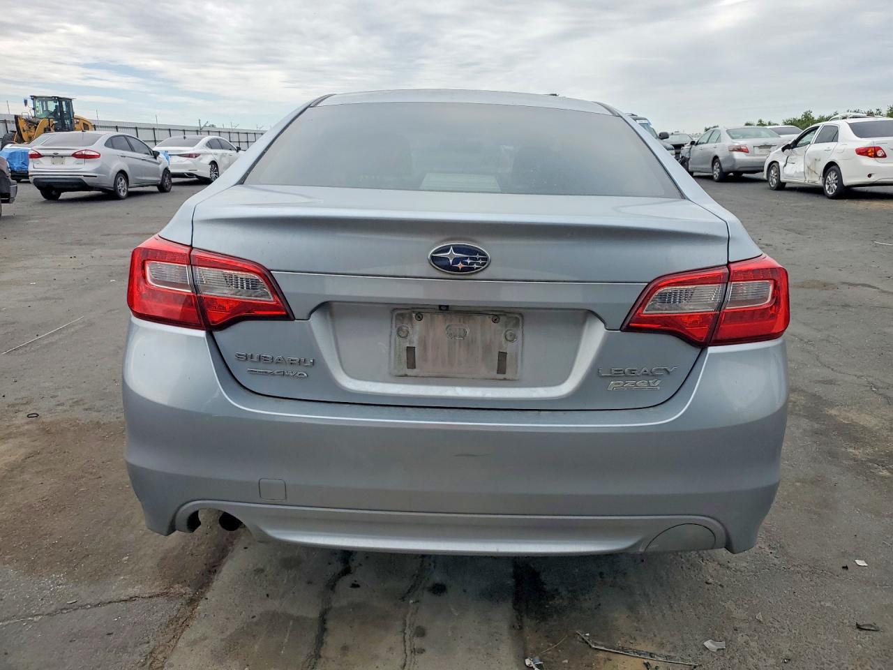 2017 Subaru Legacy 2.5I - Фото 6