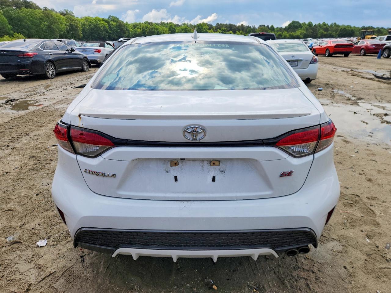 2020 Toyota Corolla Se - Фото 6