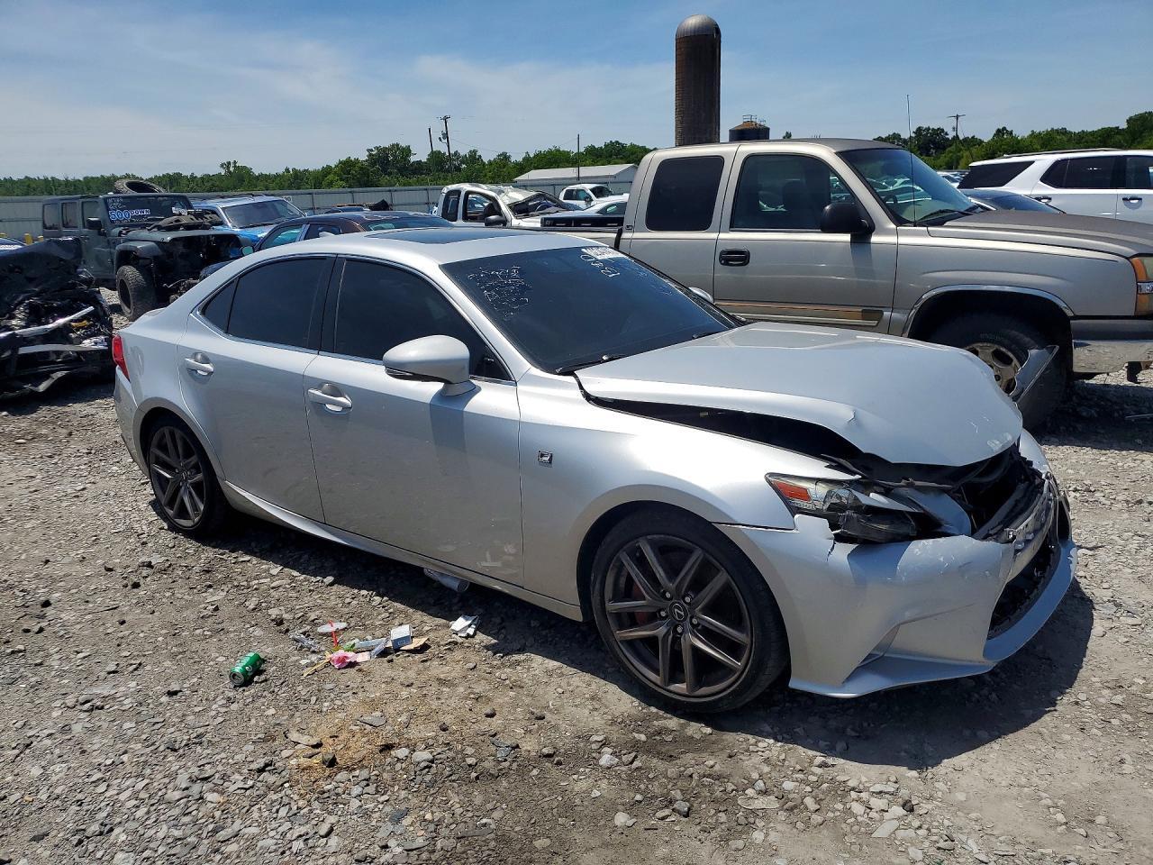 2016 Lexus Is 200T - Фото 4